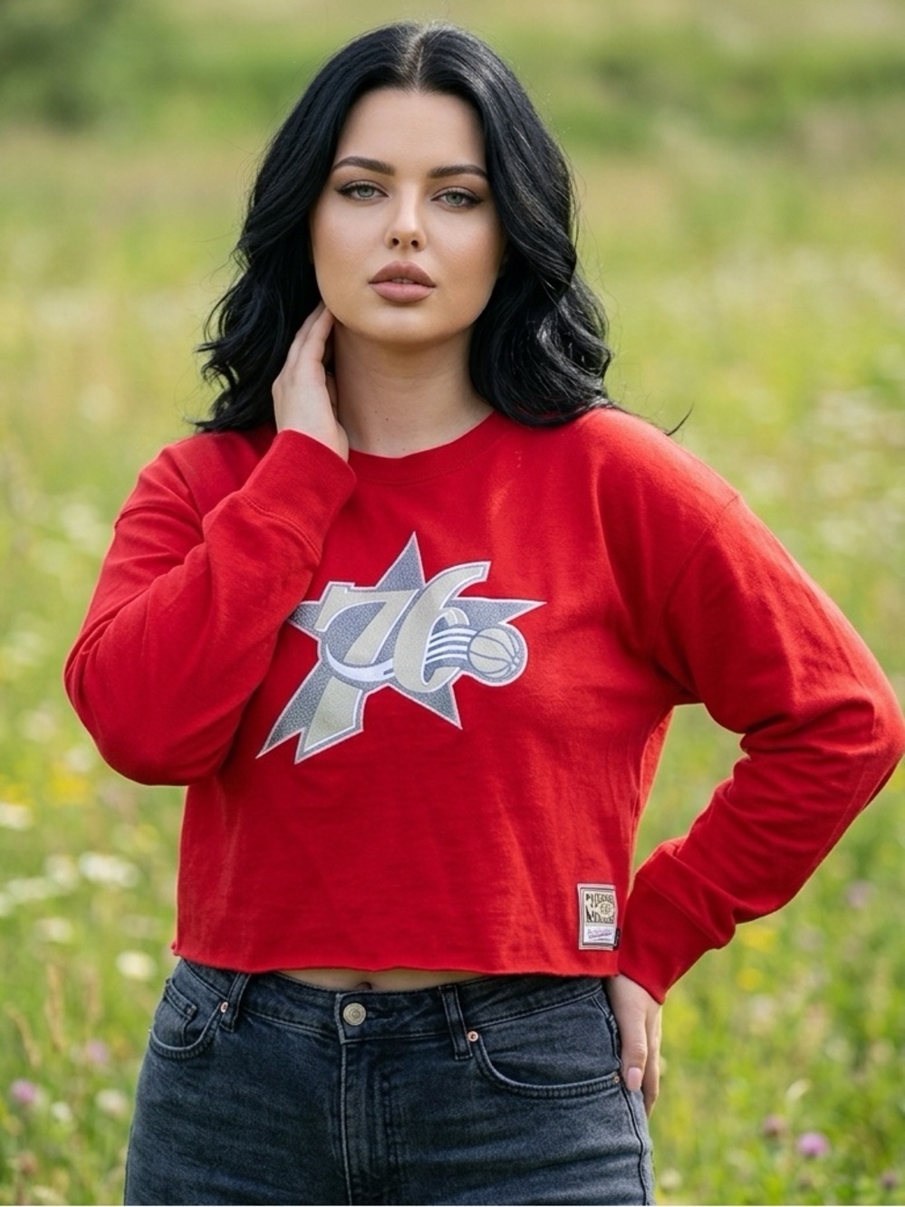 NWT Mitchell & Ness Women’s Red Long Sleeve Crop Top Philadelphia 76ers- Size 2X